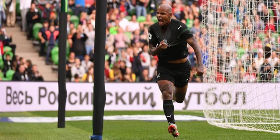 Brasileiro marca, dá assistência, e Krasnodar cola no líder Zenit