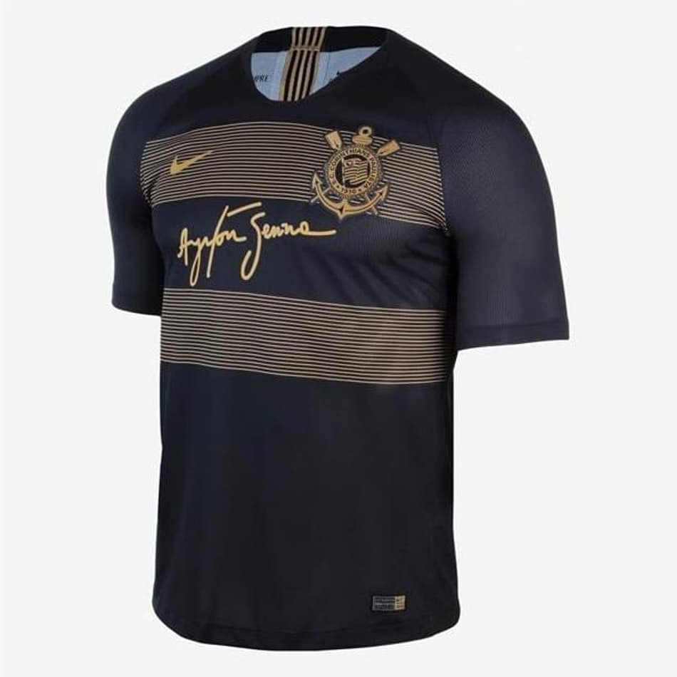 Corinthians lança camisa 3, boné e jaqueta com homenagem a Ayrton Senna