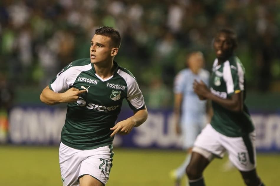 "Novo James Rodríguez" é apresentado a gigante da América