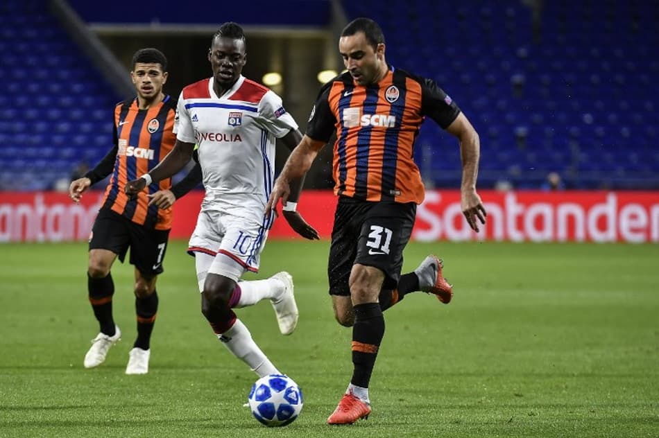 Lyon arranca empate relâmpago com Shakhtar na Liga dos Campeões