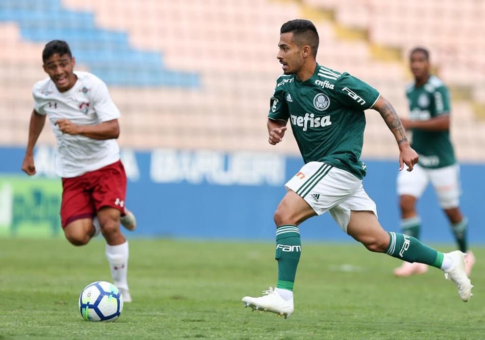 Alan vibra com final do Brasileiro sub-20 e quer novo título no Verdão