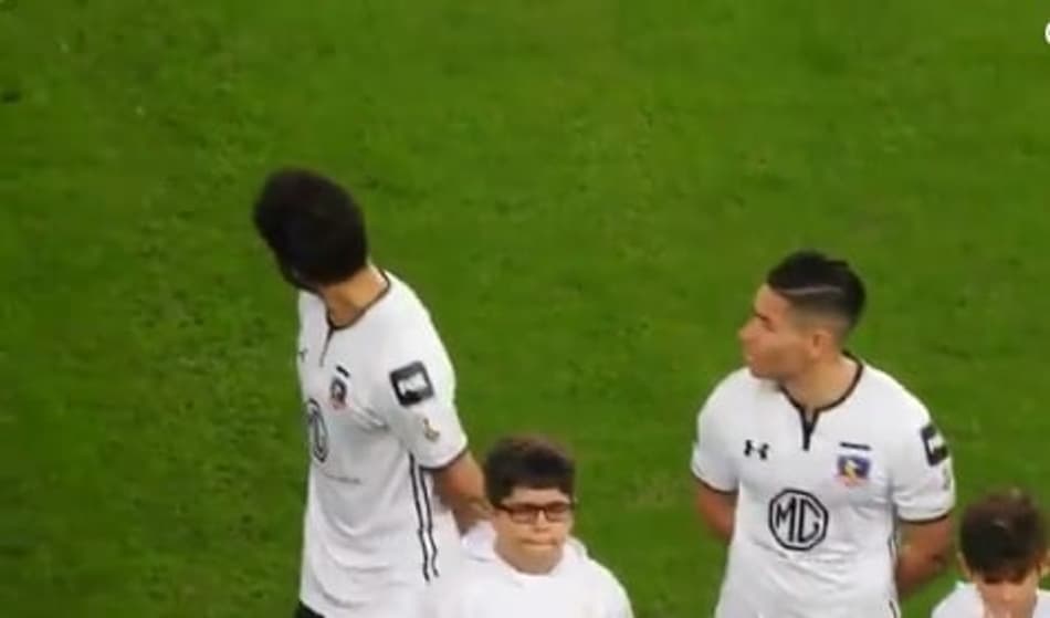 Valdivia explica canto da torcida do Palmeiras para jogador do Colo-Colo; Confira