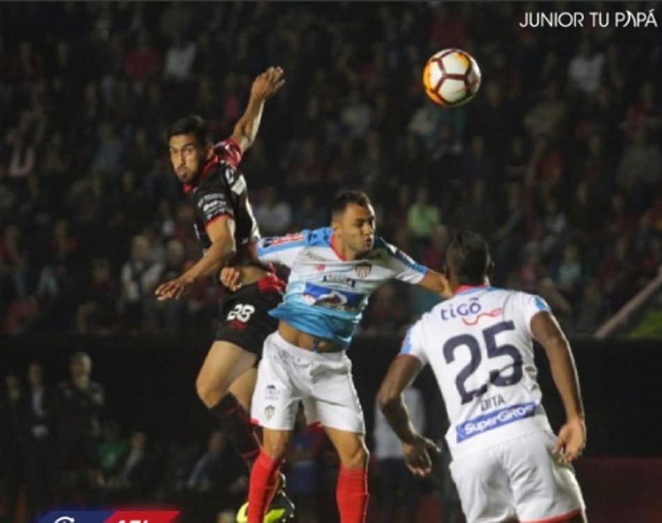 Junior Barranquilla segura pressão do Colón e avança na Sul-Americana