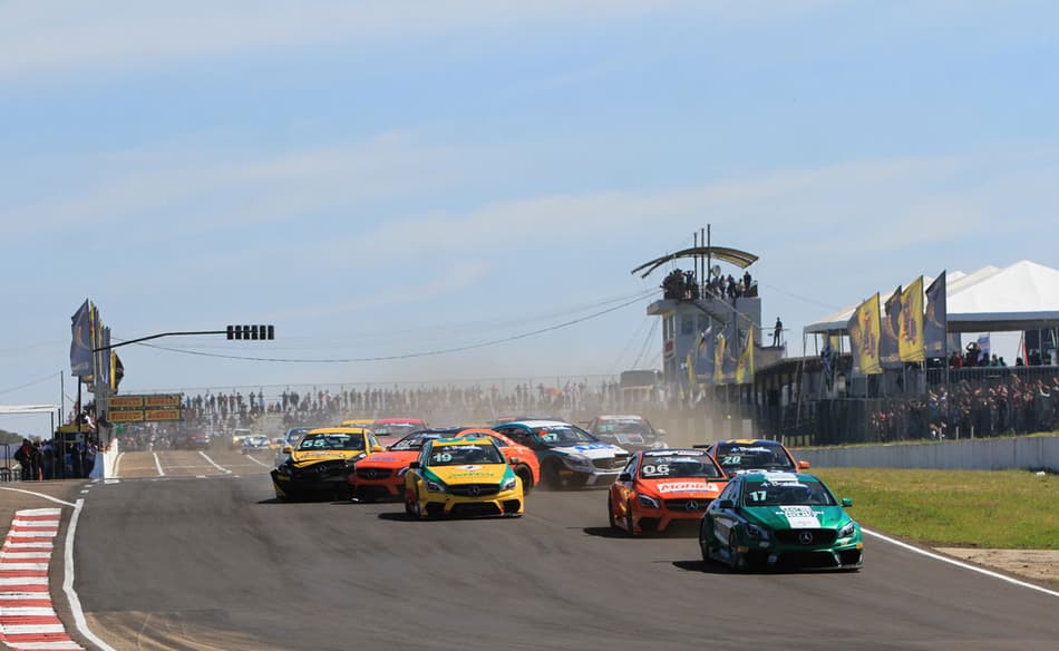 Mercedes-Benz Challenge: Mascarello e Moraes Jr. vencem em Rivera