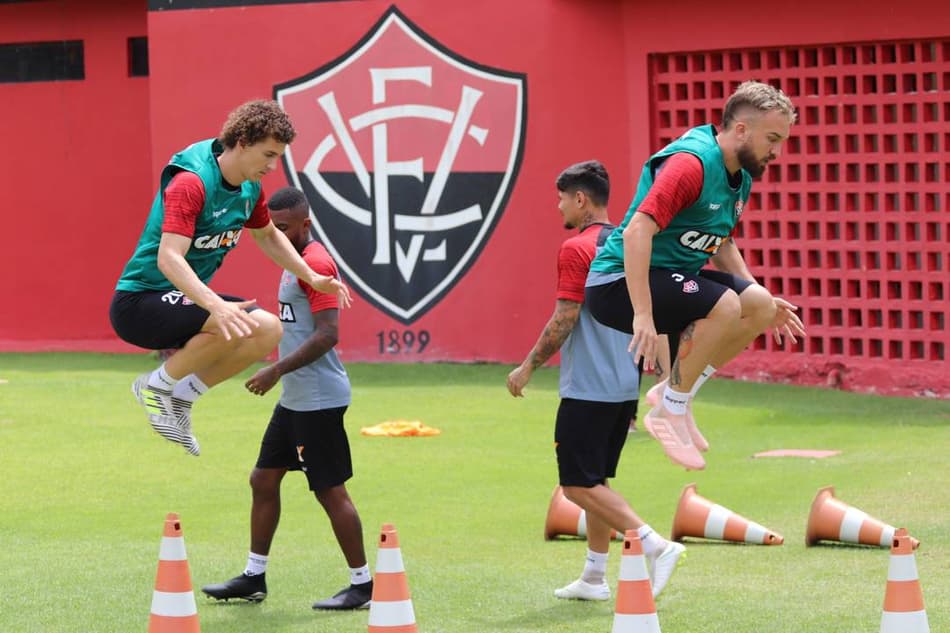 No Z-4, Vitória volta aos trabalhos de olho na Chapecoense