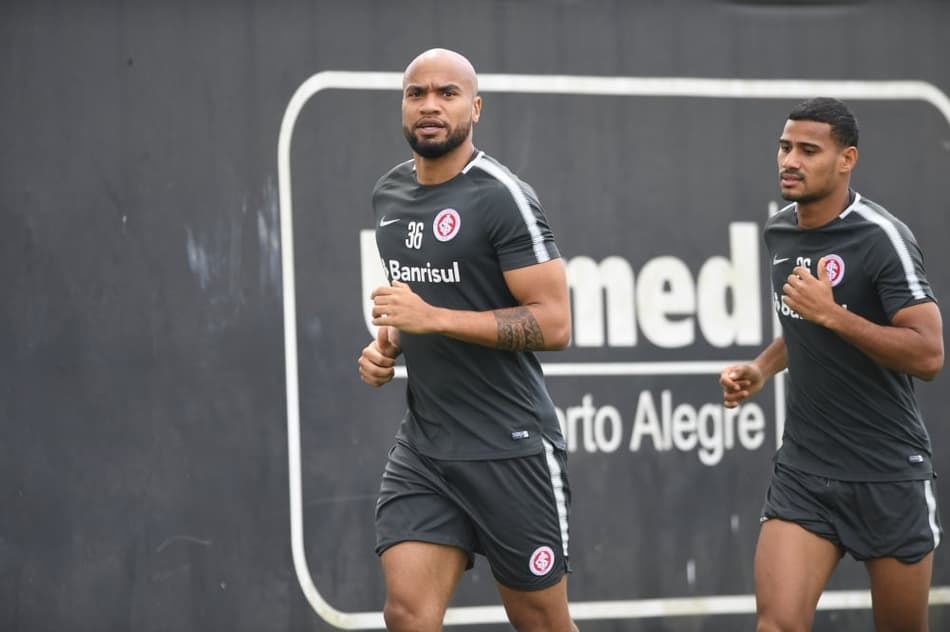 Rodrigo Moledo e Leandro Damião são novidades em reapresentação do Inter