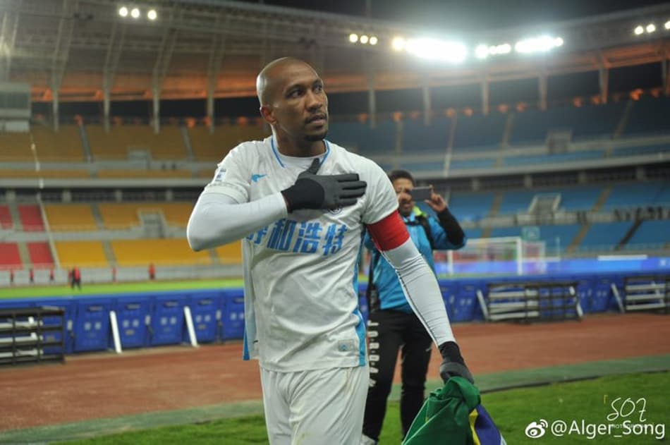 Ex-Fluminense, atacante brasileiro é o estrangeiro mais antigo na China