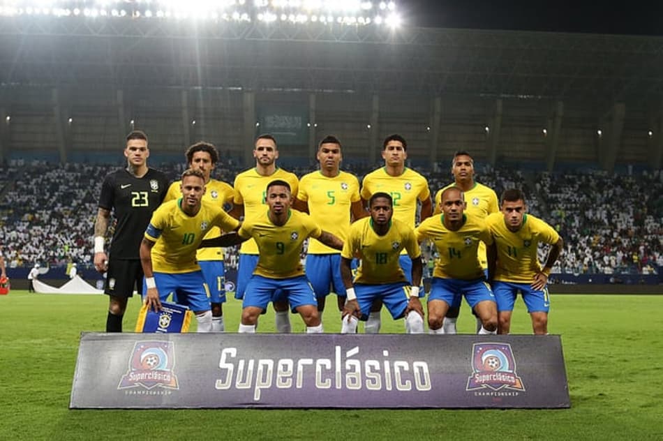 Jogadores testados têm atuações distintas em vitória da Seleção