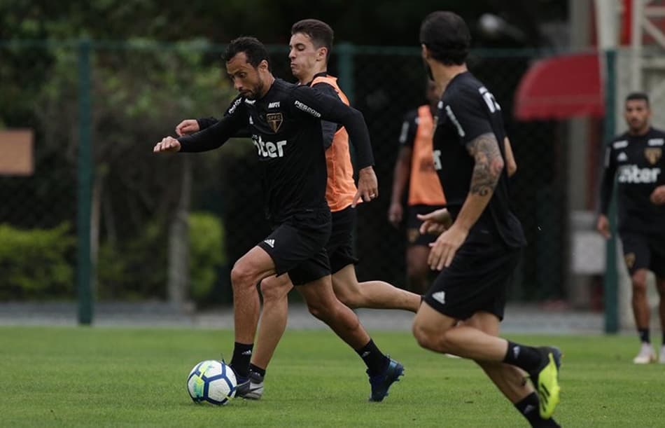 São Paulo encerra preparação para encarar o Internacional