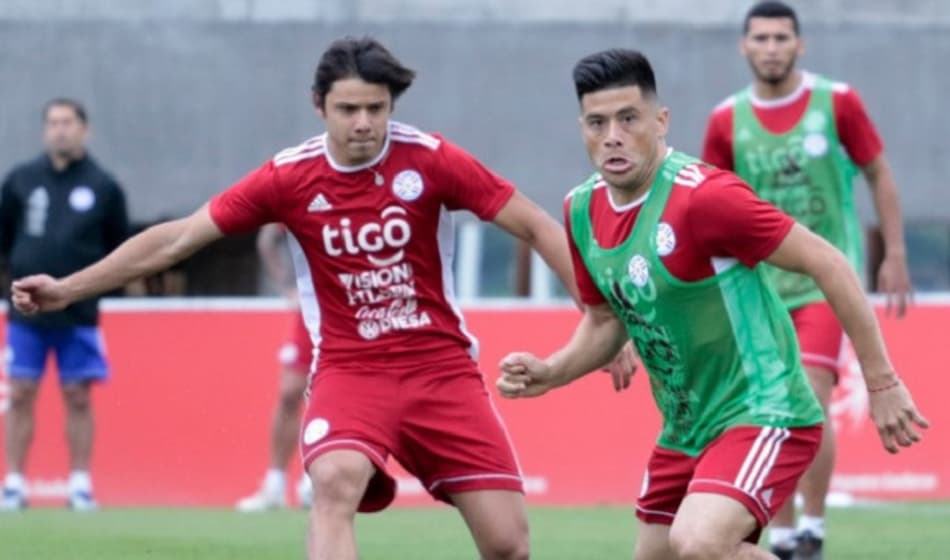 Romero elogia método de trabalho de Juan Carlos Osorio