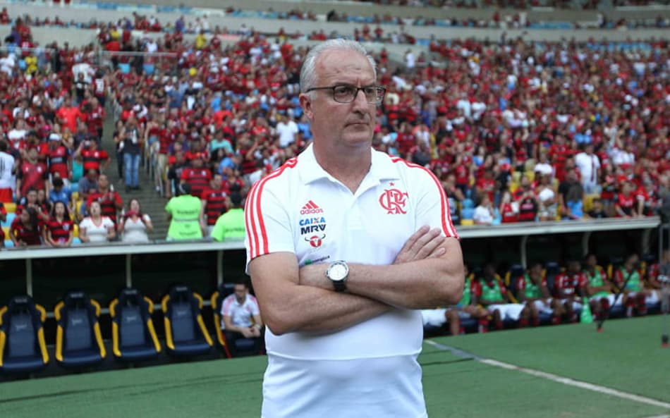 Dorival elogia postura do Flamengo diante do Flu: ‘Tem de querer mais’