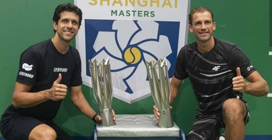 Melo é novamente escolhido como melhor brasileiro do ano pelo COB