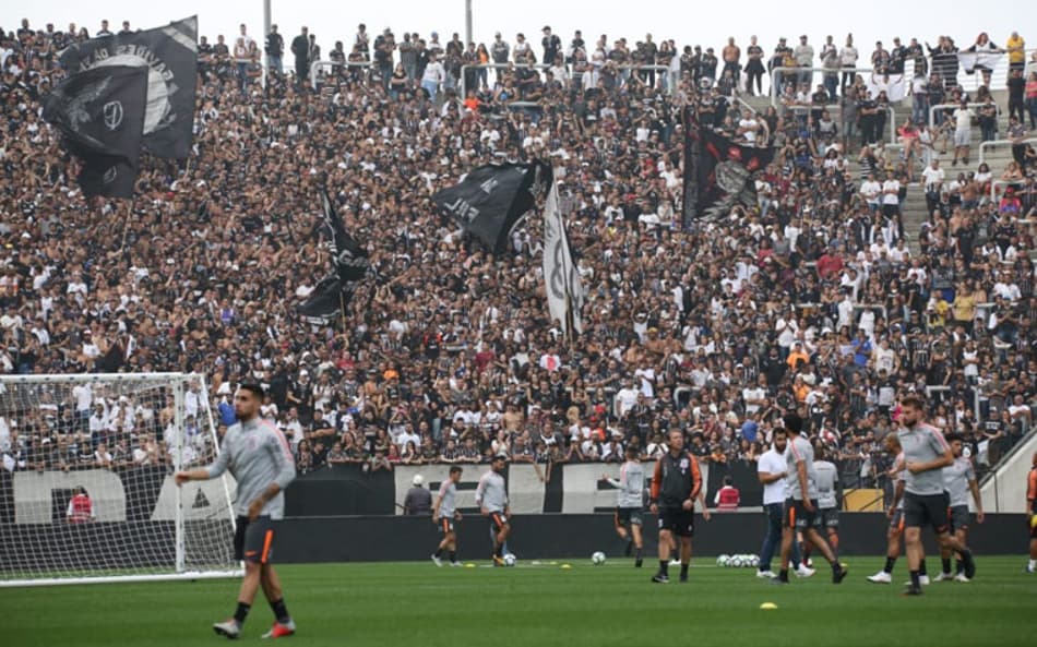 Conmebol cita Corinthians ao proibir bandeirões na Libertadores: ‘Não vamos esperar outra tragédia’