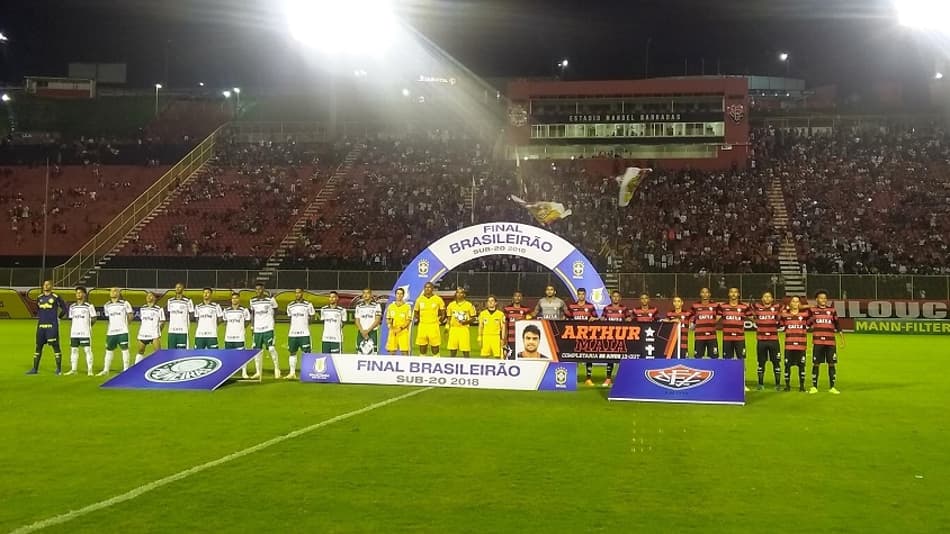 Palmeiras goleia o Vitória e abre frente na final do Brasileirão sub-20
