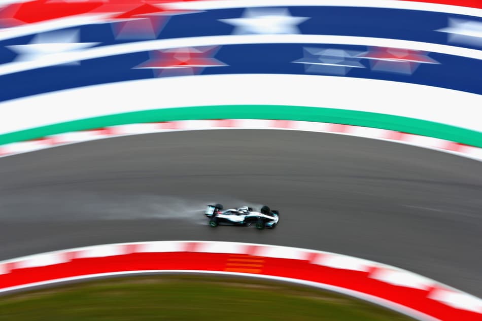 Chuva atrapalha ação na pista, e Hamilton lidera o TL2 no Circuito das Américas