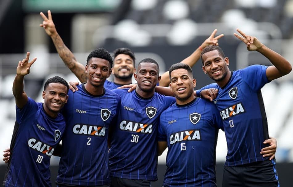 V de vitória! Botafogo recebe o Bahia em clima de revanche indireta