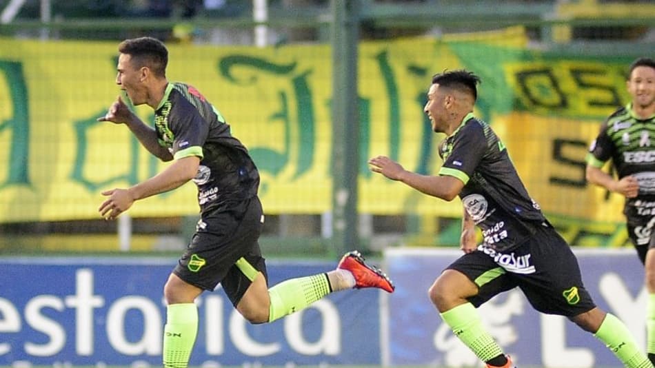 Com primeiro tempo avassalador, Defensa y Justicia derrota Talleres