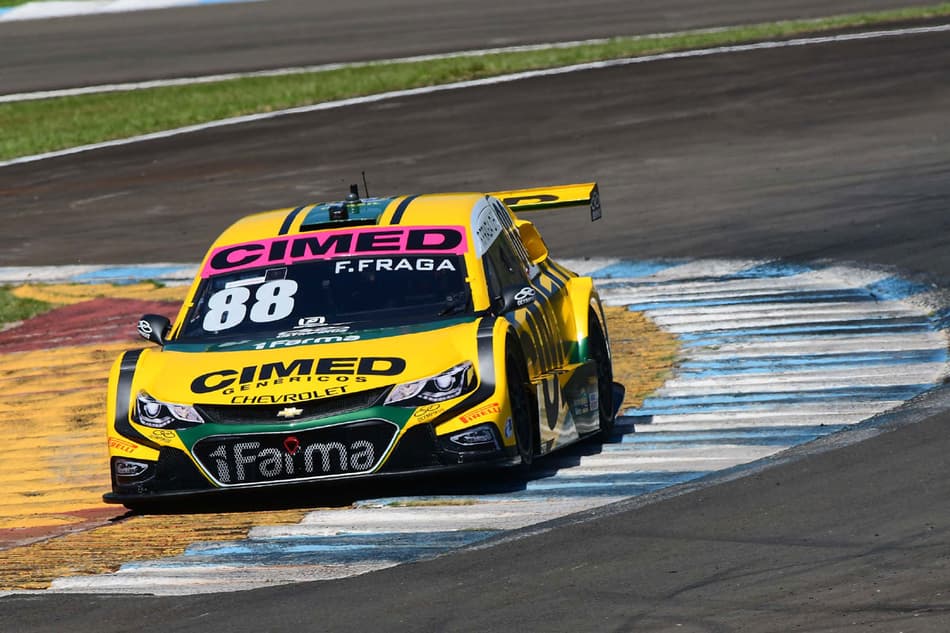 Espetacular, Fraga voa na pista e toma a pole de Barrichello em Londrina
