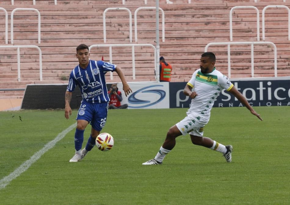 Com direito a golaço, Godoy Cruz derrota Aldosivi; Veja os gols