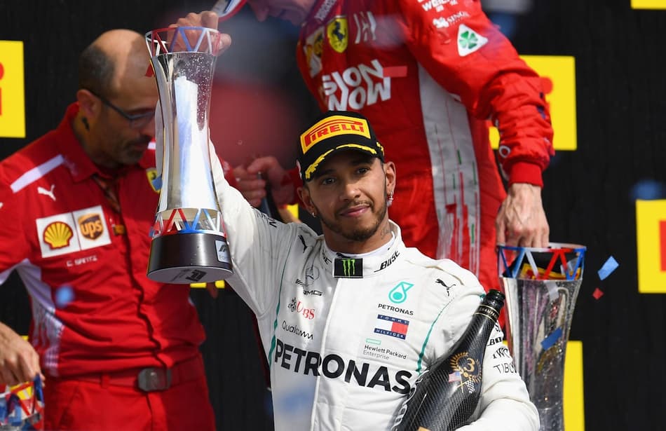 Hamilton questiona estratégia de duas paradas no GP dos Estados Unidos