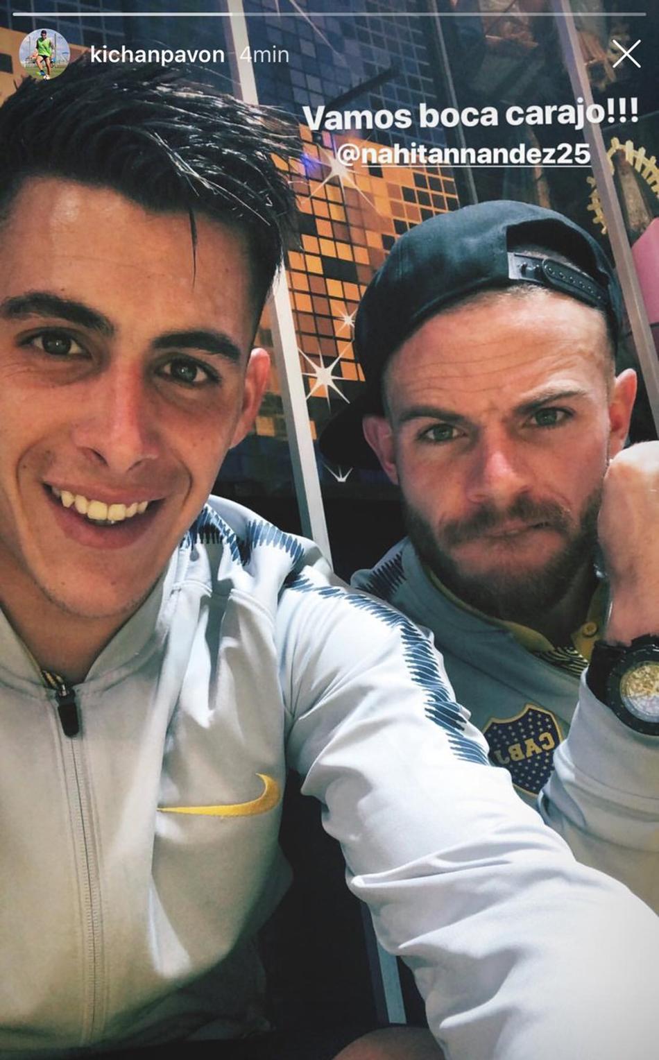 Jogadores do Boca Juniors comemoram a vitória nas redes sociais