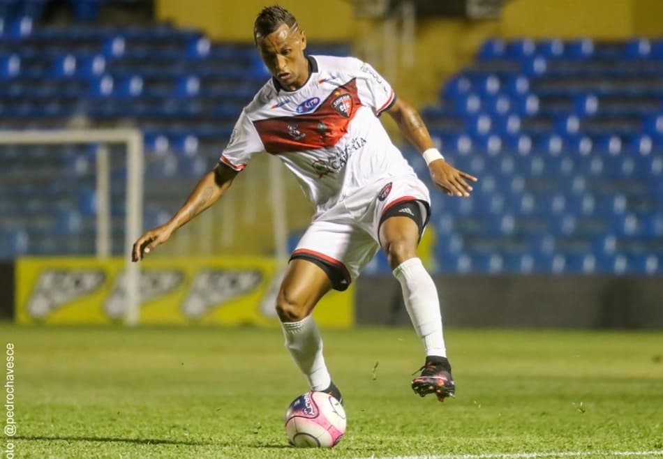Artilheiro e com dois gols decisivos, Ciel pede concentração ao Caucaia