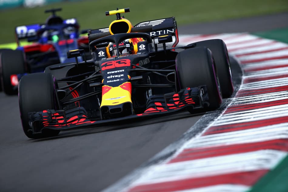 Hamilton se aproxima, mas Verstappen sela domínio da Red Bull no último treino para o GP do México