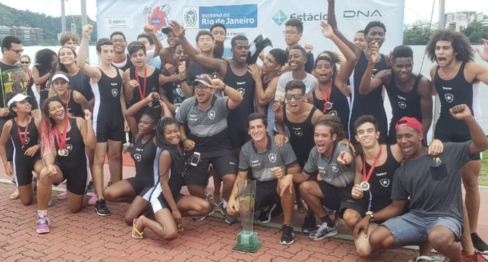 Botafogo vence mais uma Regata do Futuro e mantém hegemonia no remo