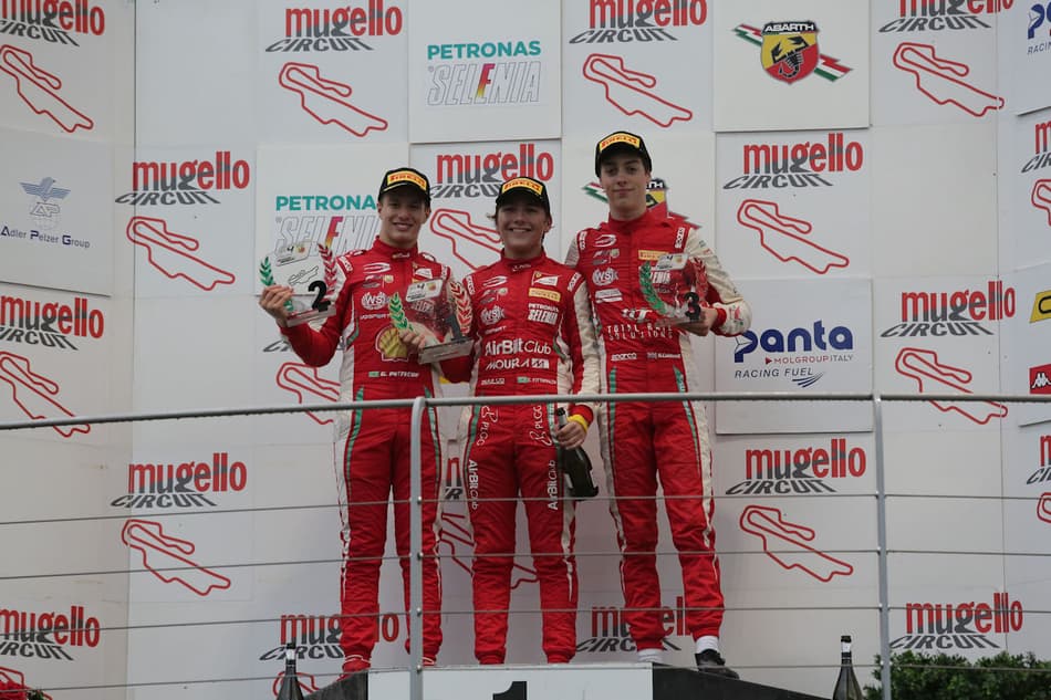 Petecof fecha rodada tripla com 100% de pódios em Mugello e é quarto no campeonato da F4 Italiana