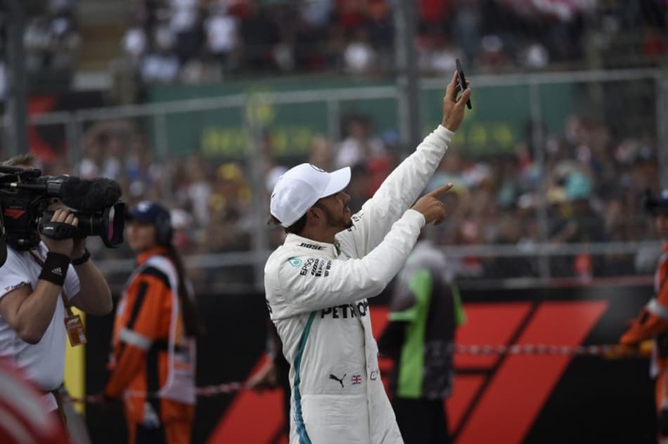 Hamilton disse que Schumi ainda é o “Cara”