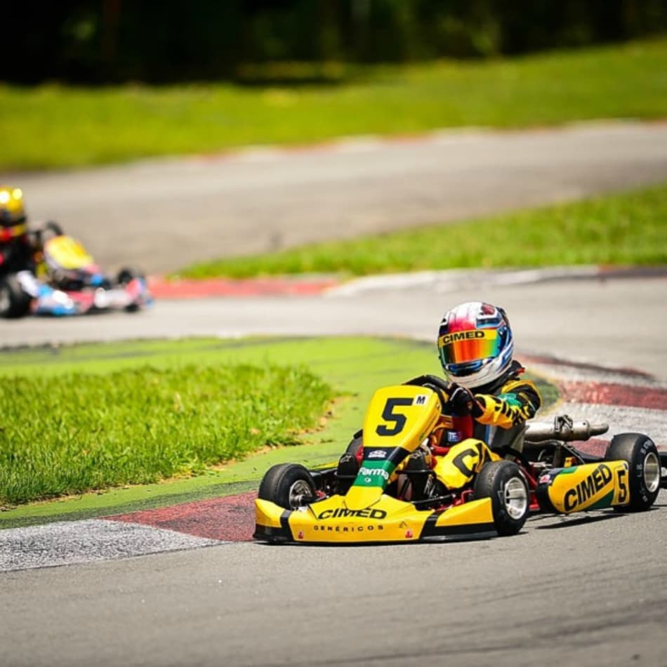 Felipe Fraga vence em Laguna Seca na categoria Pro-Am e time Cimed Racing também triunfa no kart