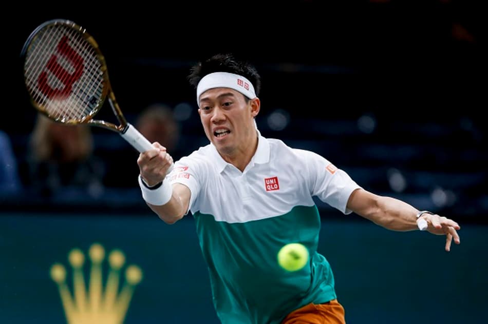 Postulantes ao Finals, Nishikori e Isner estreiam vencendo em Paris