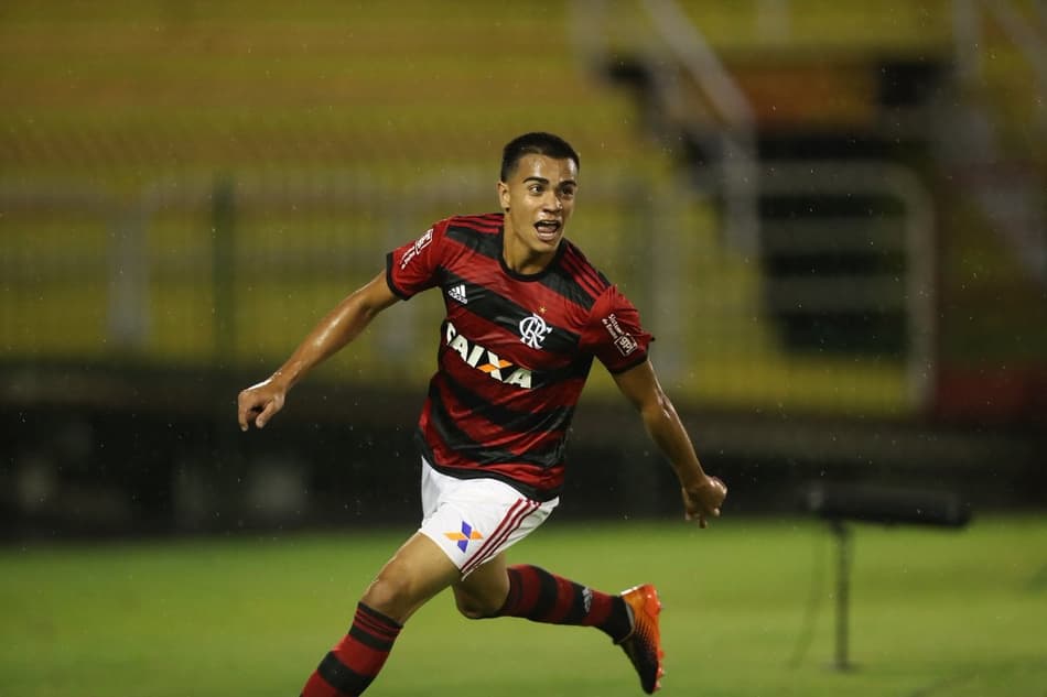 Sob chuva, Fla empata com São Paulo e vai à semi da Copa do Brasil sub-17