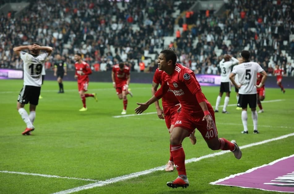 David Braz marca e Sivasspor vence Besiktas pelo Campeonato Turco