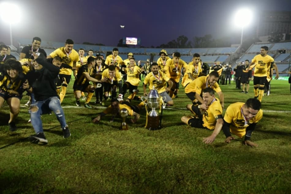 Retrospectiva: Peñarol e Nacional permaneceram com o domínio no futebol uruguaio