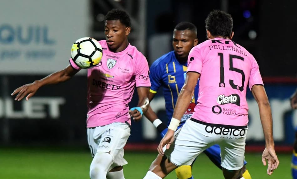 Recrutador do Barcelona vai ao Equador para observar jogadores do Independiente del Valle