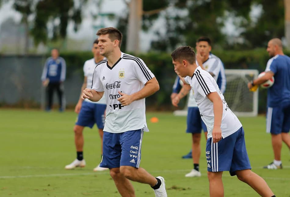 Kannemann (Grêmio) Argentina