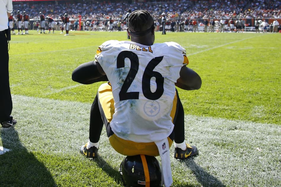 Prazo termina e Le’Veon Bell não se apresenta ao Steelers