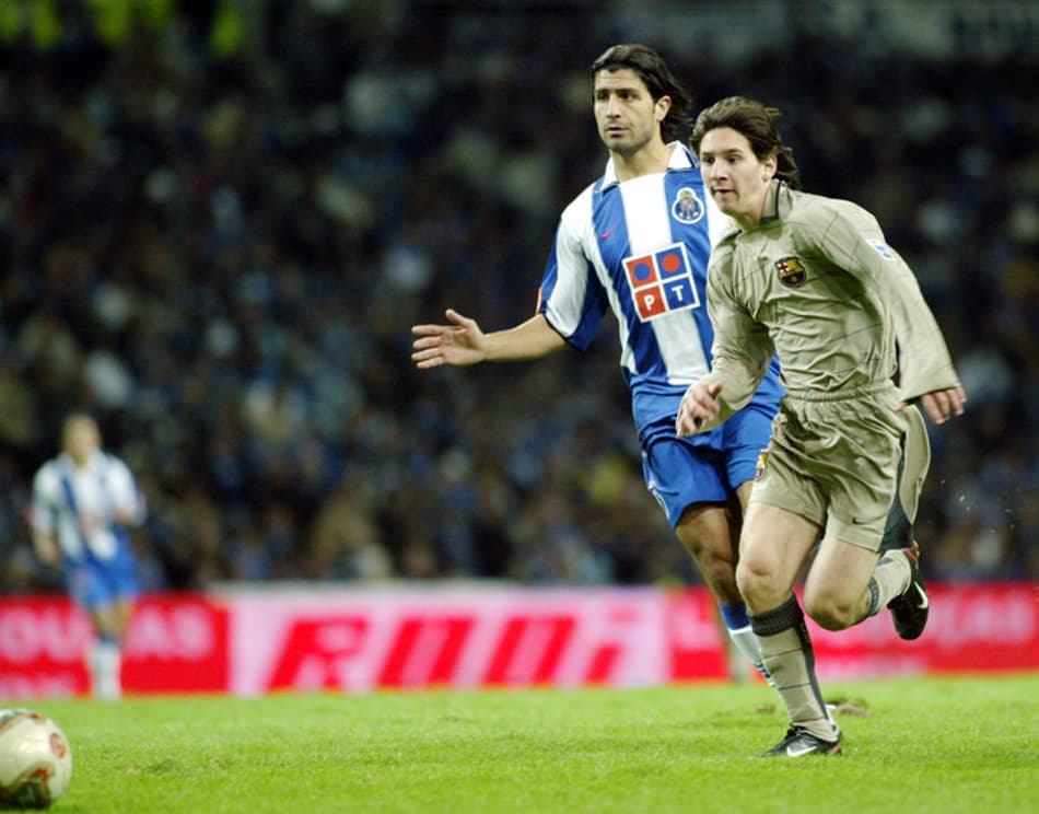 Estreia de Messi como jogador profissional completa 15 anos