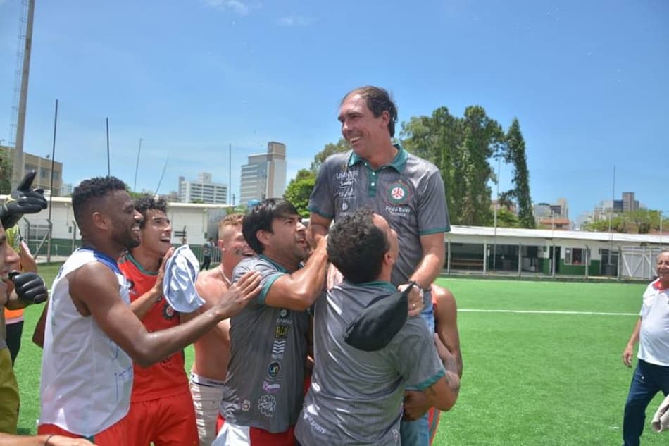 Paulo Baier conquistou o primeiro título como treinador este ano na terceira divisão do Catarinense pelo E.C Próspera