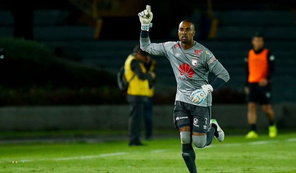 Goleiro do Independiente Santa Fe sofre lesão no ligamento e está fora do restante da temporada