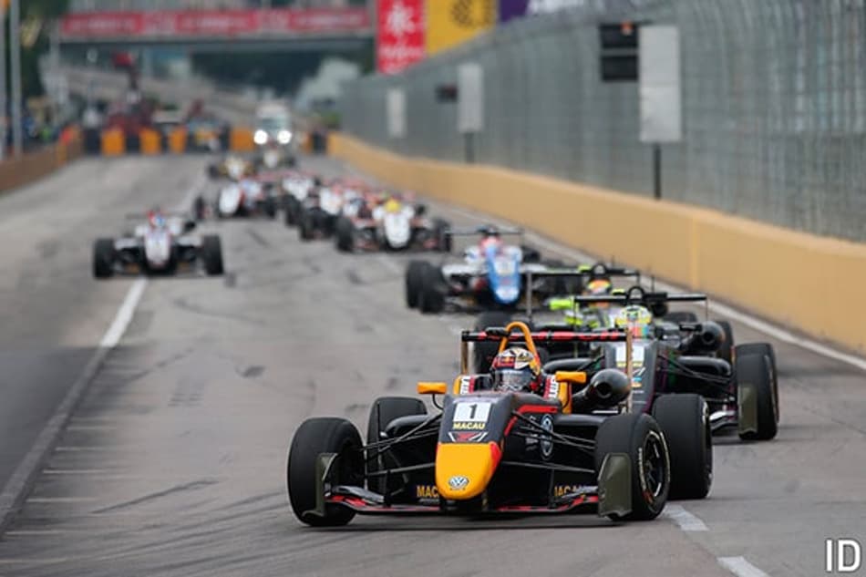 Ticktum se aproxima da superlicença e da Toro Rosso
