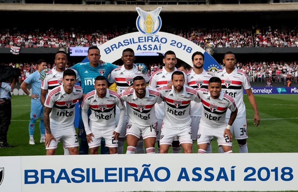 Relembre a escalação do São Paulo quando foi líder pela última vez do Campeonato Brasileiro
