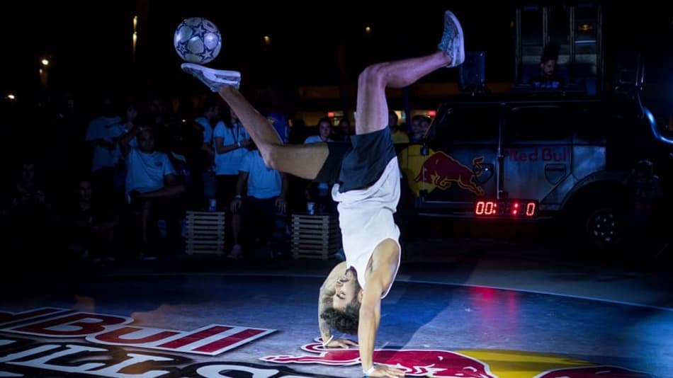 Brasileiro encara decisão de Mundial de Futebol Freestyle na Polônia