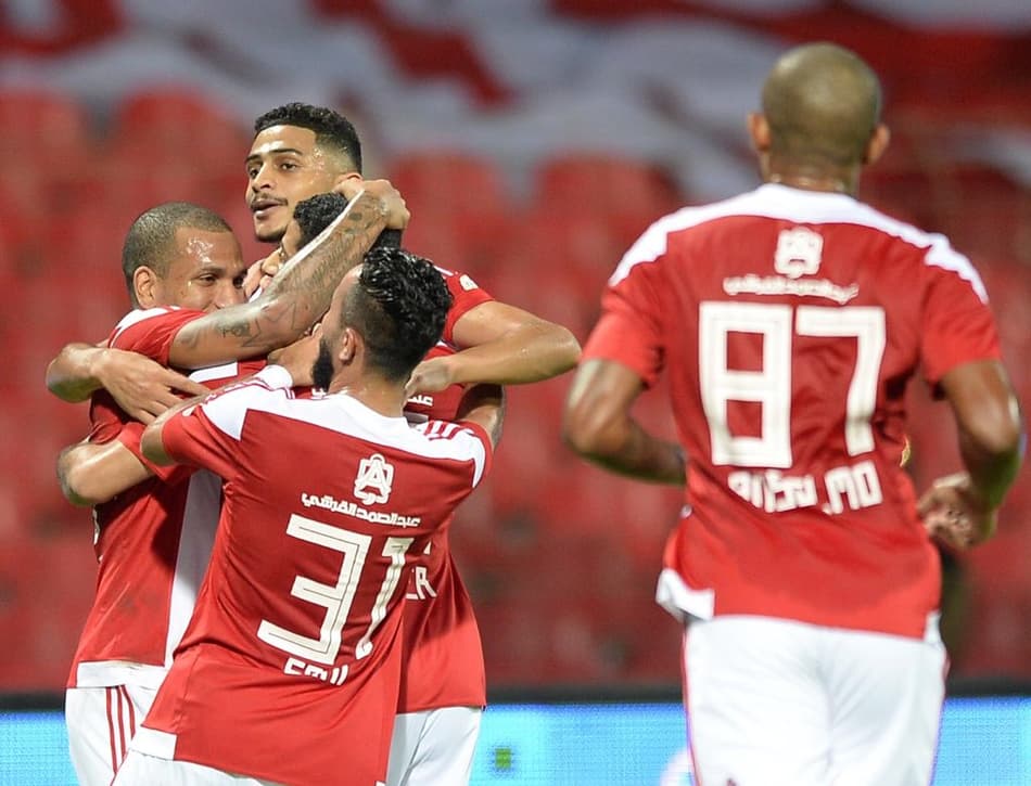 Time dirigido por Fábio Carille reencontra caminho das vitórias na Arábia Saudita