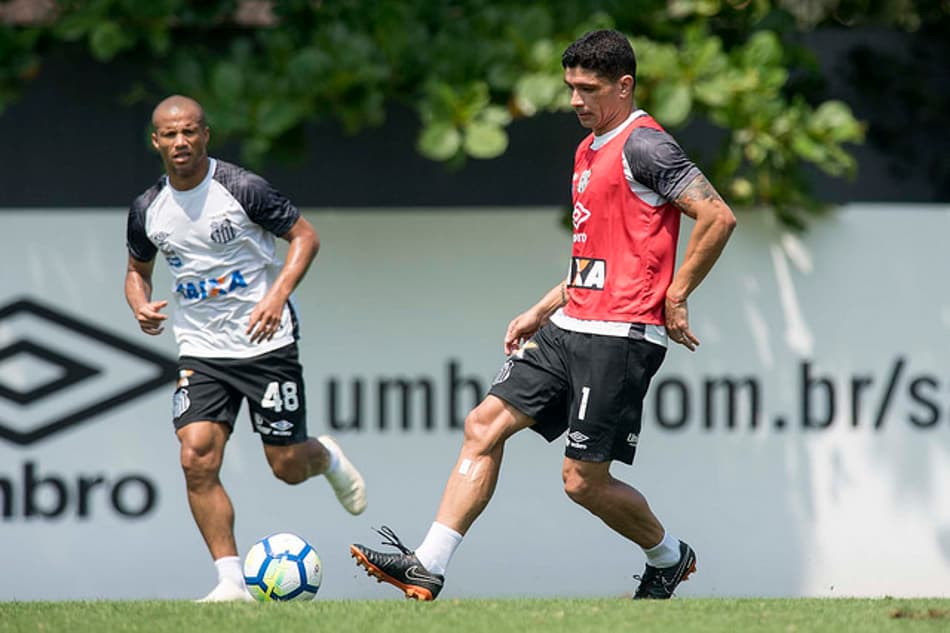 Renato se despede da Vila e Carlos Sánchez retorna ao time do Santos