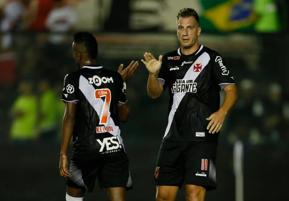 Vasco quer botar ‘água no chope’ do Palmeiras e garantir permanência