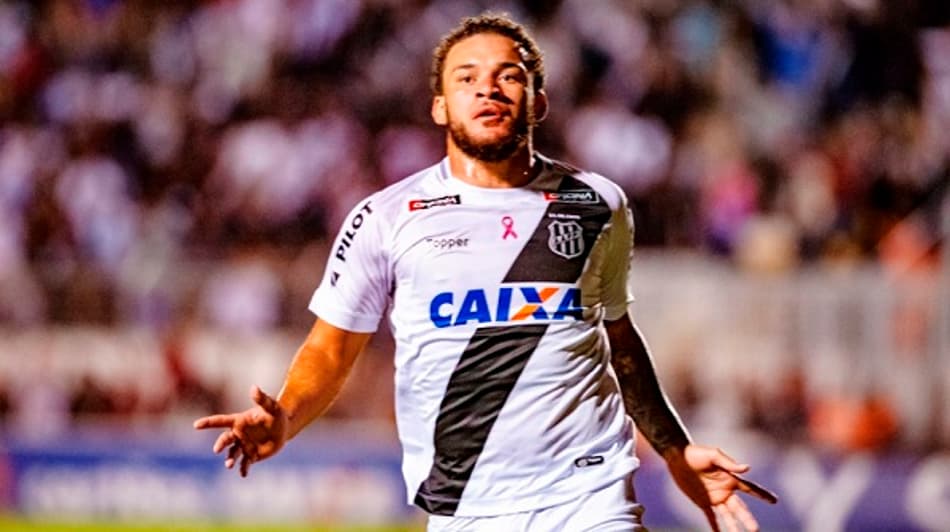 Fechado com o Corinthians, André Luís termina a Série B com bons números