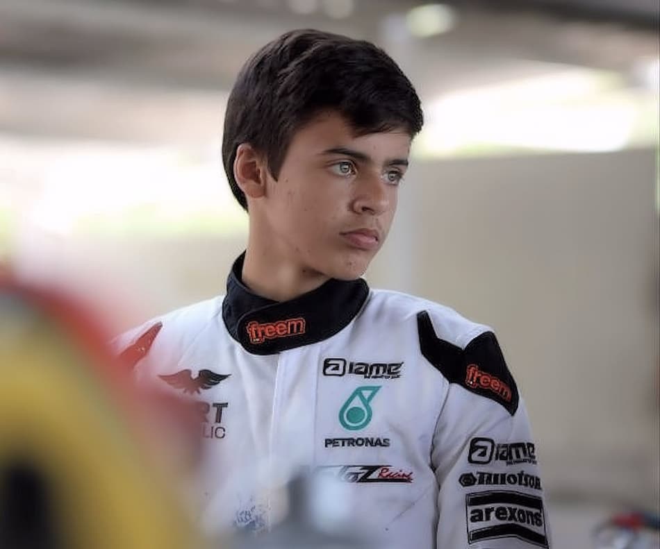Com 14 anos de idade, carioca Roberto Faria disputará a temporada 2019 da F4 Inglesa