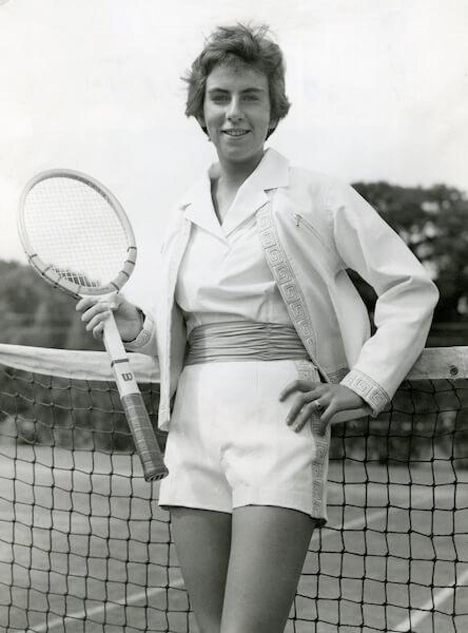 Maria Esther Bueno traja conjunto desenhado por Ted Tinling
